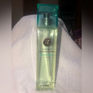Victoria’s Secret ultra rare limited edition Italian mandarin